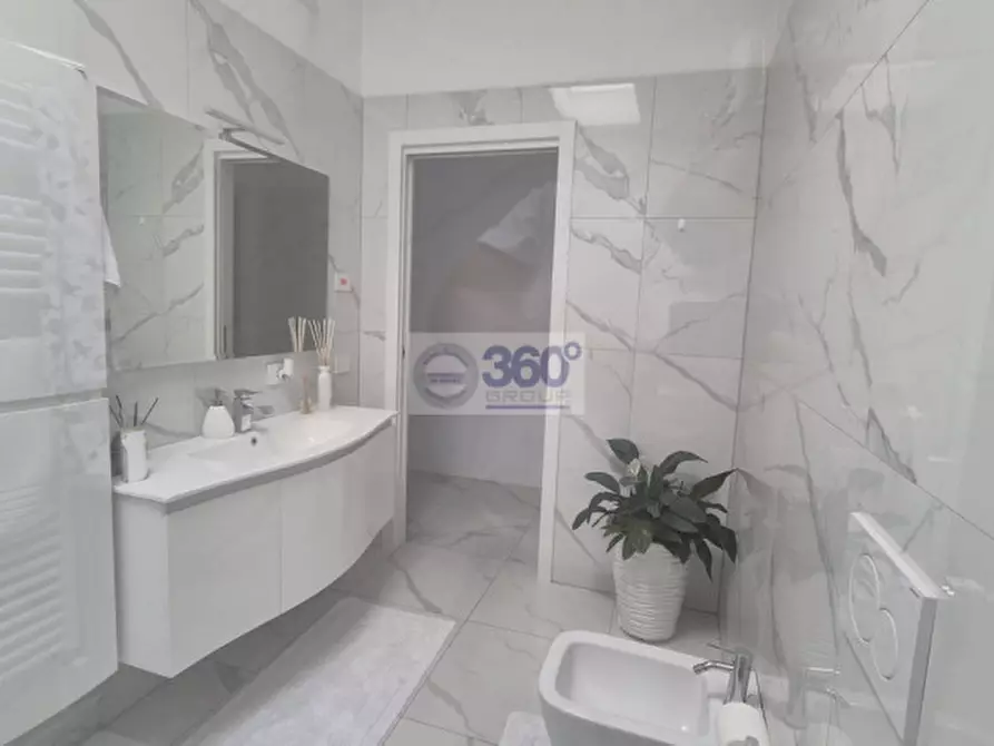 Immagine 25 di Appartamento in vendita  in Via Garibaldi a Rovato