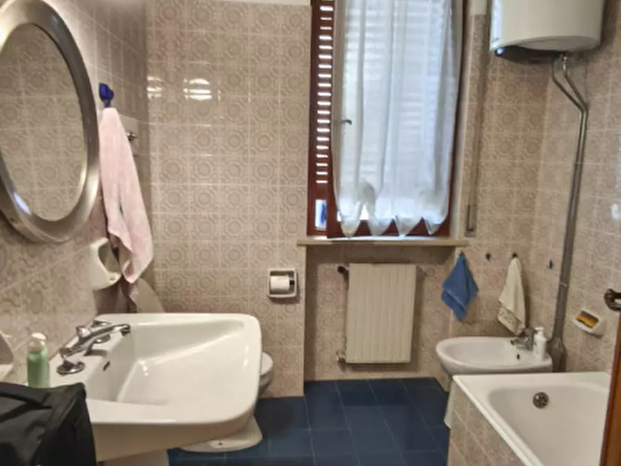 Immagine 11 di Appartamento in vendita  in Via Bonmoschetto a San Remo