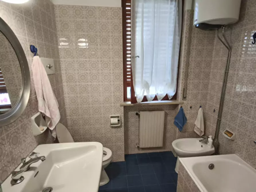 Immagine 13 di Appartamento in vendita  in Via Bonmoschetto a San Remo