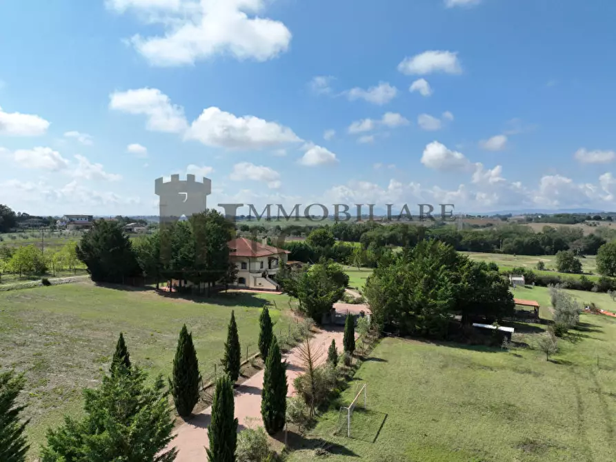 Immagine 10 di Villa in vendita  in Località Nonni a Castiglione Del Lago