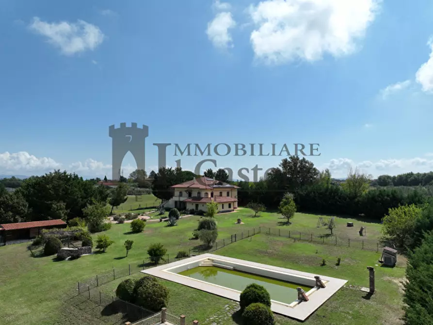 Immagine 13 di Villa in vendita  in Località Nonni a Castiglione Del Lago