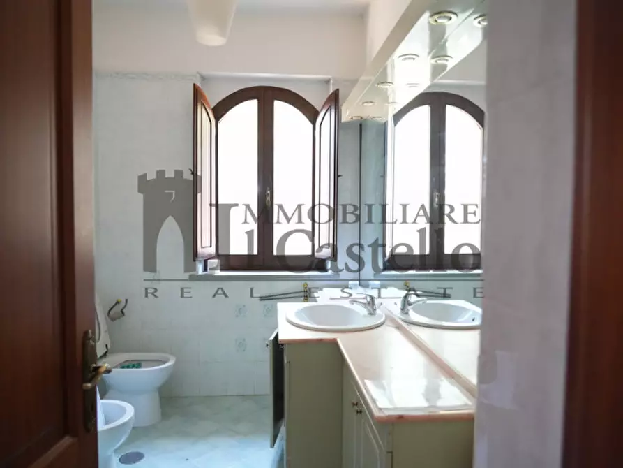 Immagine 28 di Villa in vendita  in Località Nonni a Castiglione Del Lago