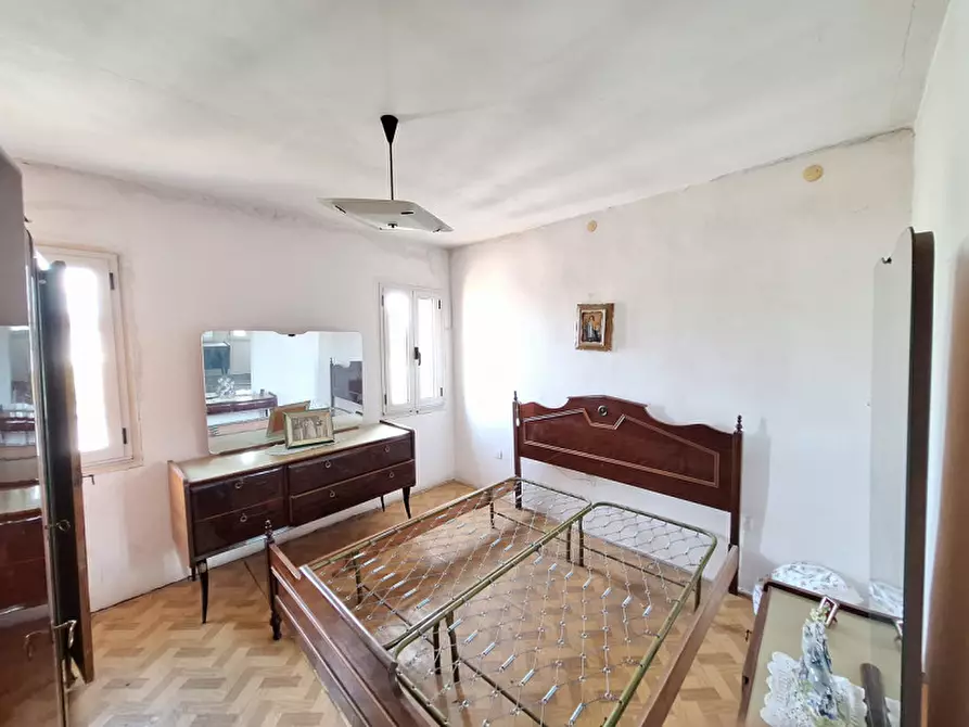 Immagine 23 di Casa indipendente in vendita  a Rovigo