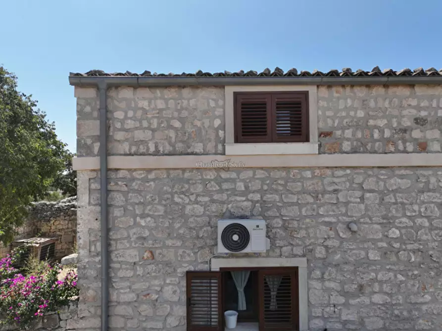 Immagine 14 di Casa indipendente in vendita  in VANELLA 105 a Modica