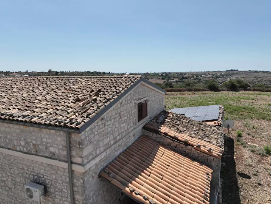 Immagine 16 di Casa indipendente in vendita  in VANELLA 105 a Modica