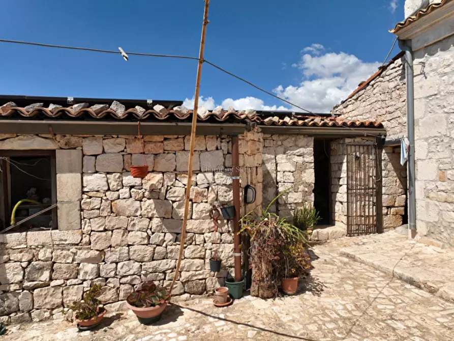 Immagine 23 di Casa indipendente in vendita  in VANELLA 105 a Modica