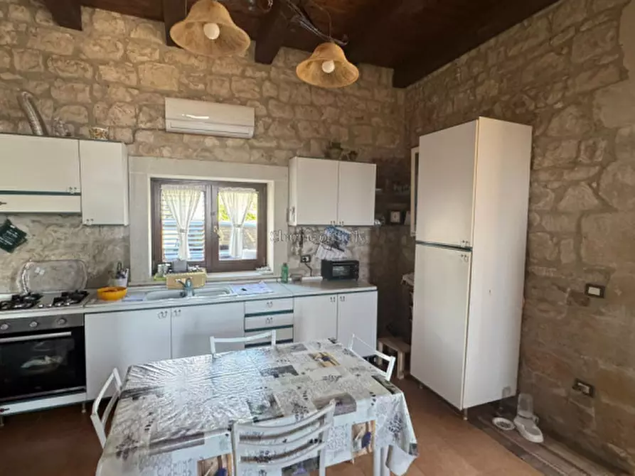 Immagine 30 di Casa indipendente in vendita  in VANELLA 105 a Modica