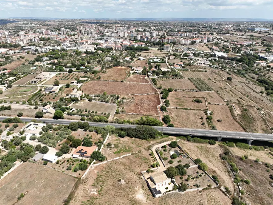 Immagine 45 di Casa indipendente in vendita  in VANELLA 105 a Modica