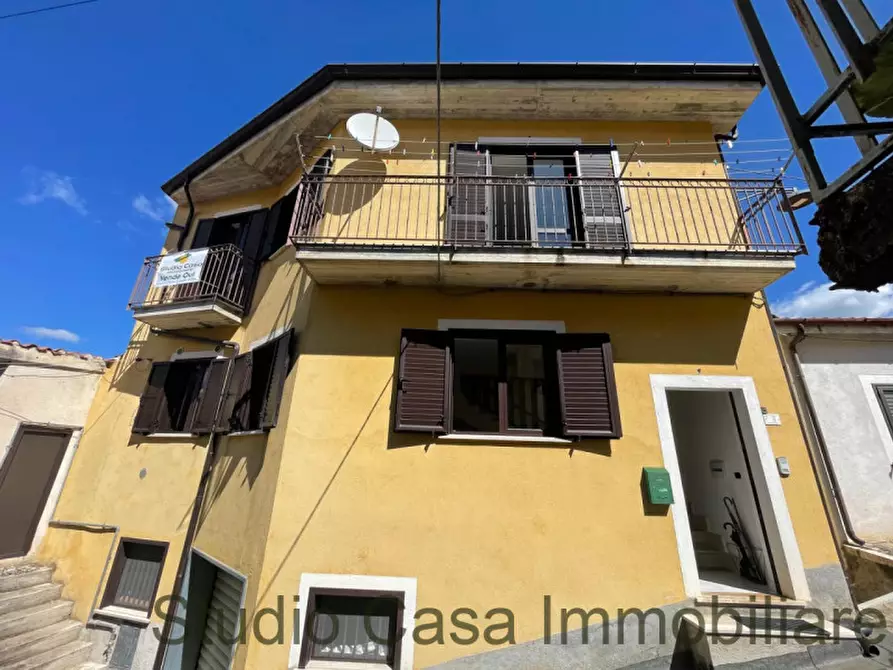 Immagine 1 di Casa indipendente in vendita  in Salita Monastero a Marsico Nuovo