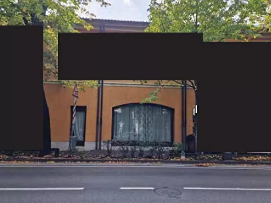 Immagine 1 di Negozio in vendita  in Corso Giuseppe Mazzini, 15 a Montebelluna