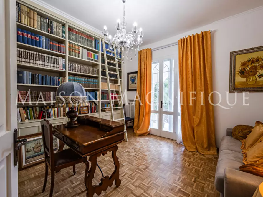 Immagine 14 di Villa in vendita  in Via Vittore e Mario Hanau a Ferrara