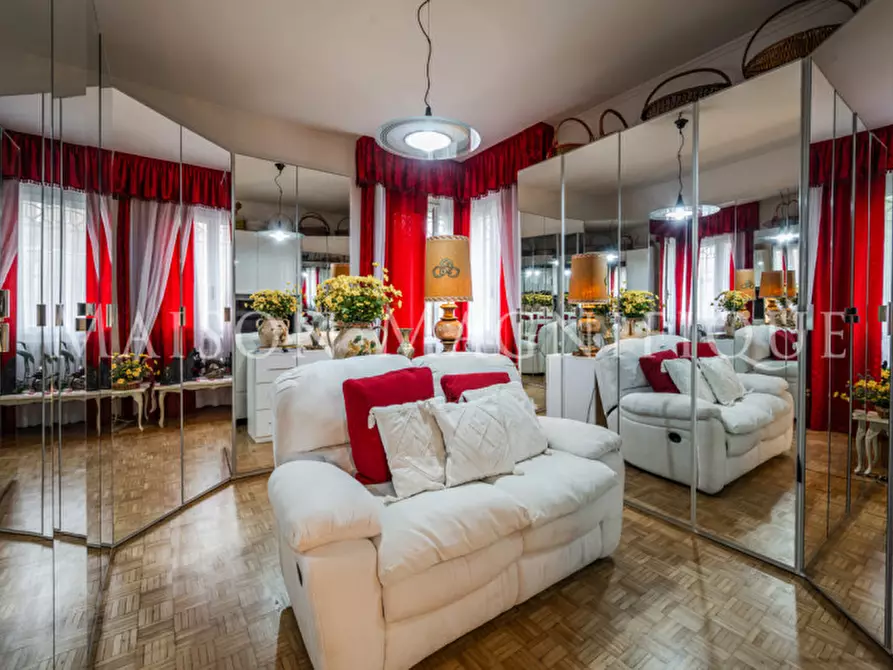 Immagine 22 di Villa in vendita  in Via Vittore e Mario Hanau a Ferrara