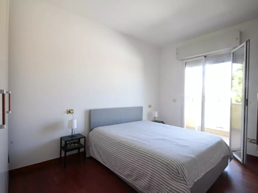 Immagine 9 di Appartamento in vendita  in Viale Cirene a Riccione