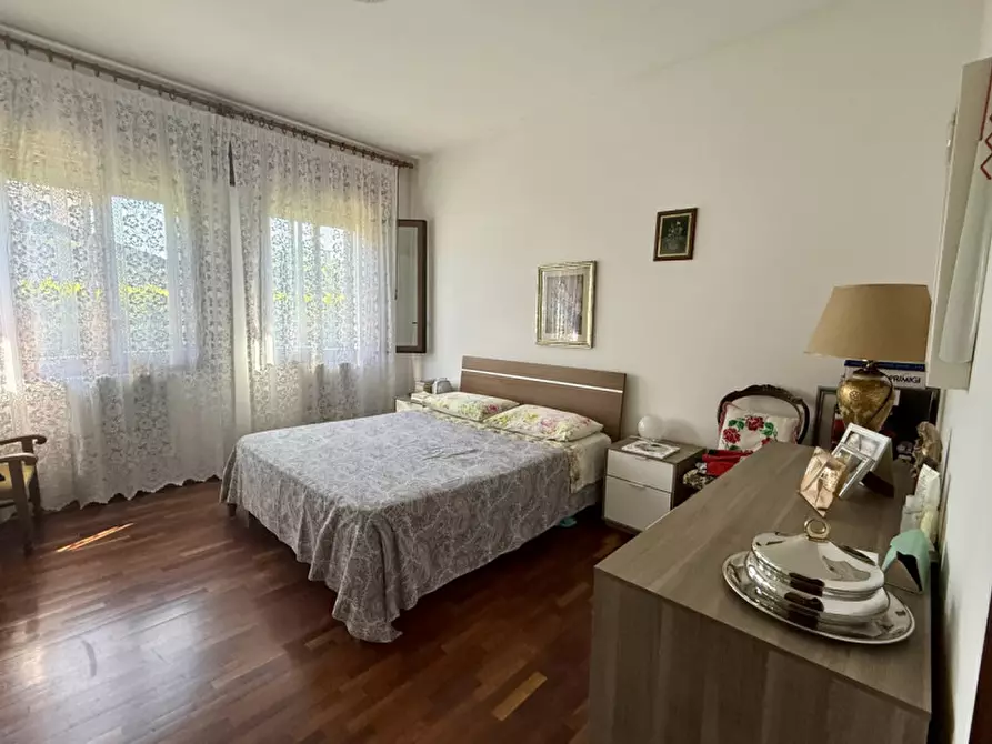 Immagine 9 di Casa indipendente in vendita  in Via Papa Luciani a Villa Estense