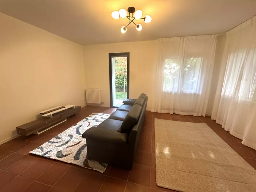 Immagine 4 di Casa bifamiliare in affitto  in Via Roma a Limena