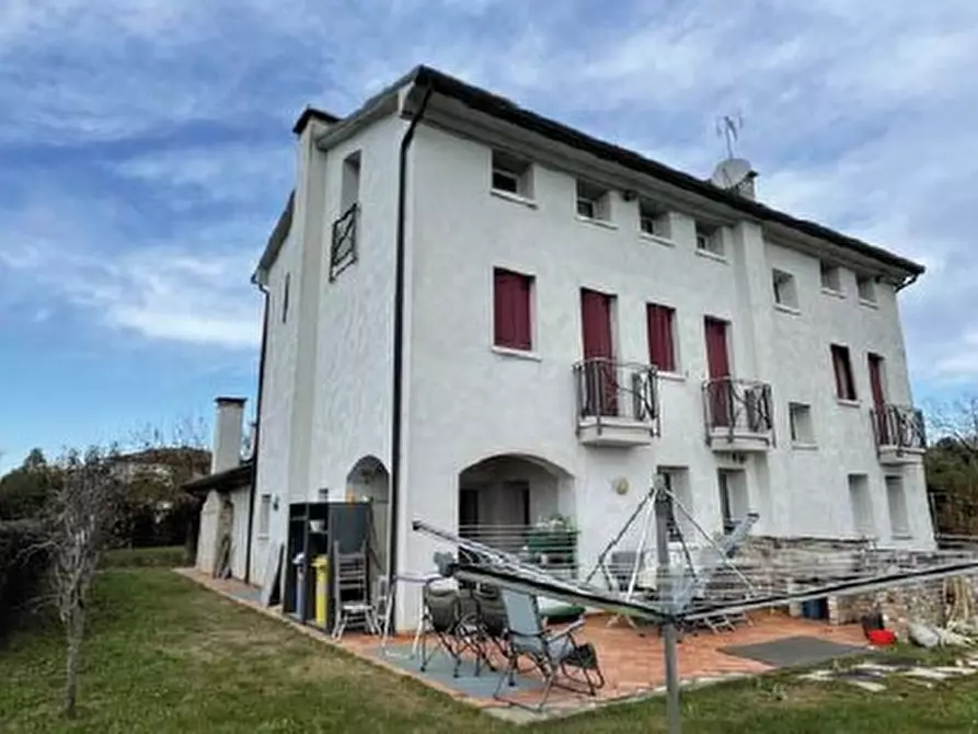 Immagine 1 di Villa in vendita  in Via Ungheresca, 29 a Santa Lucia Di Piave