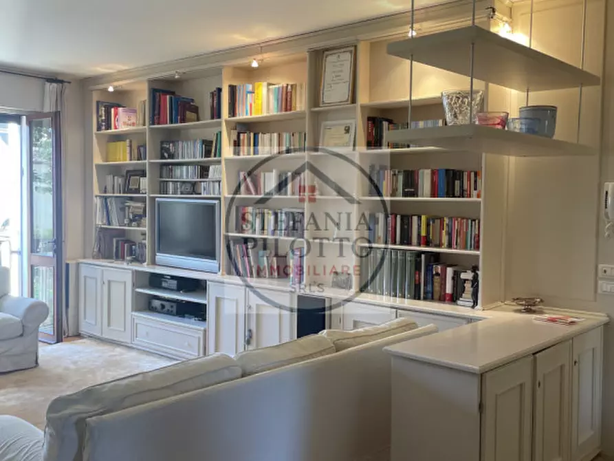 Immagine 6 di Appartamento in vendita  in Via Cesare Battisti a Padova