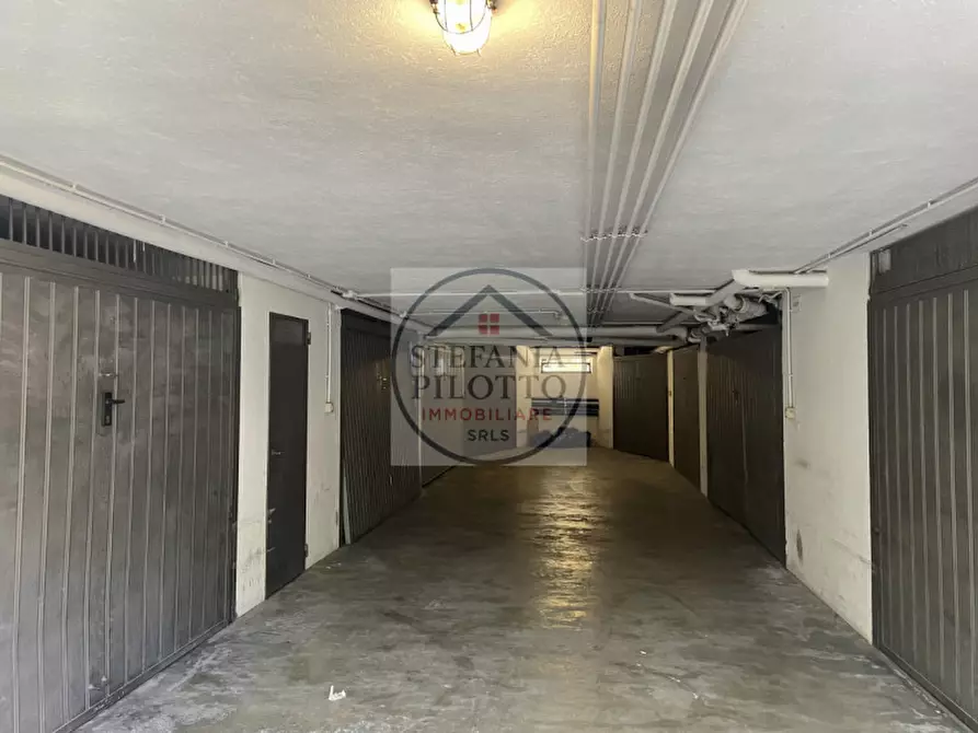 Immagine 43 di Appartamento in vendita  in Via Cesare Battisti a Padova