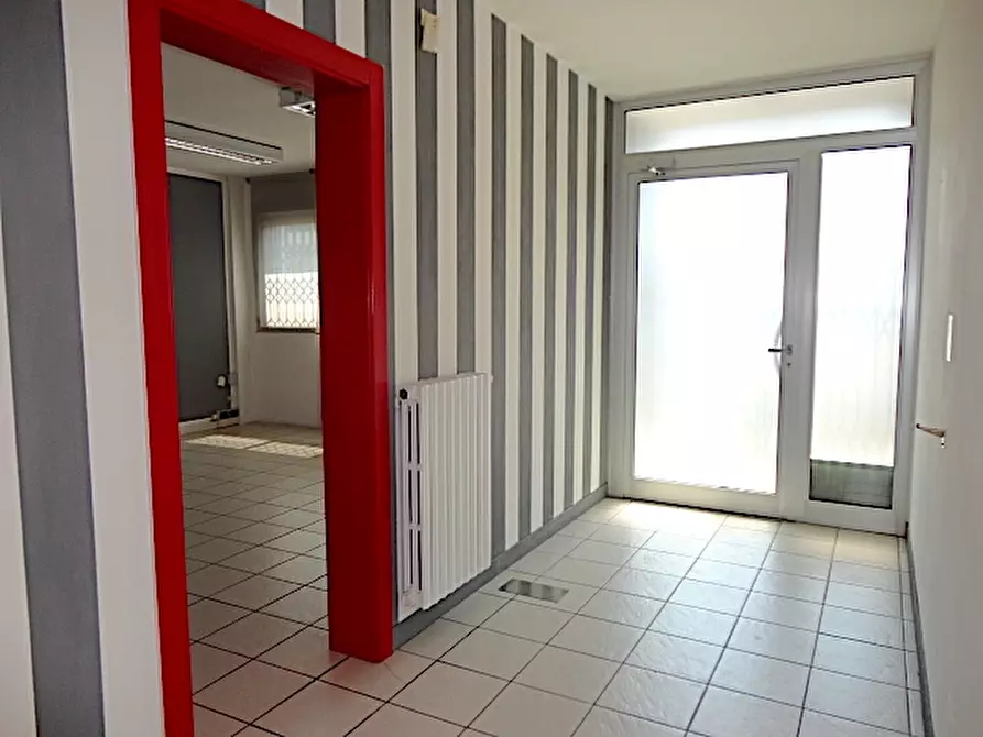 Immagine 1 di Ufficio in affitto  in Via Giovanni Savelli a Padova