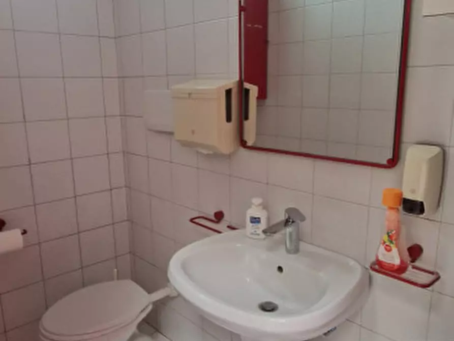 Immagine 5 di Ufficio in affitto  in Via Giovanni Savelli a Padova