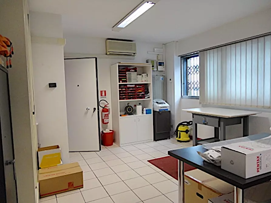 Immagine 14 di Ufficio in affitto  in Via Giovanni Savelli a Padova
