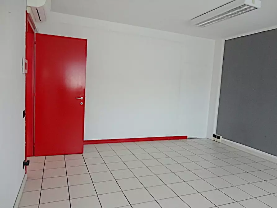 Immagine 4 di Ufficio in affitto  in Via Giovanni Savelli a Padova