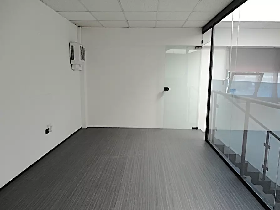 Immagine 14 di Ufficio in affitto  in Via Giovanni Savelli a Padova