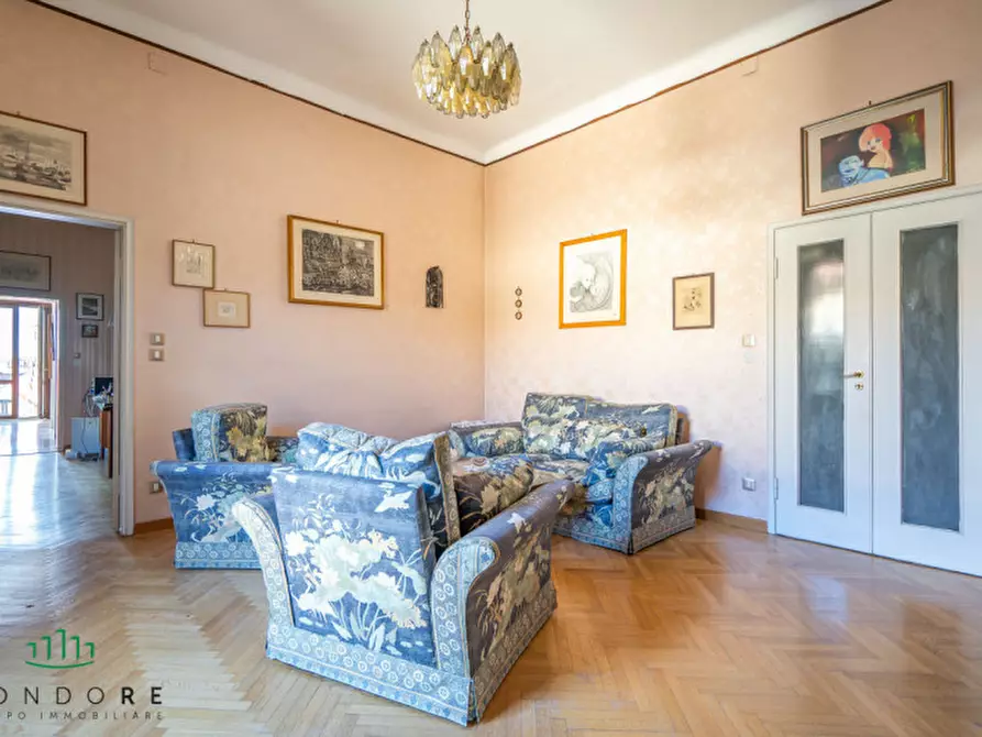 Immagine 16 di Appartamento in vendita  in piazza san martino a Bologna