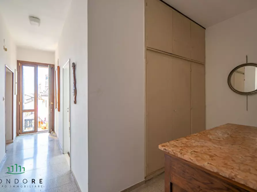 Immagine 20 di Appartamento in vendita  in piazza san martino a Bologna