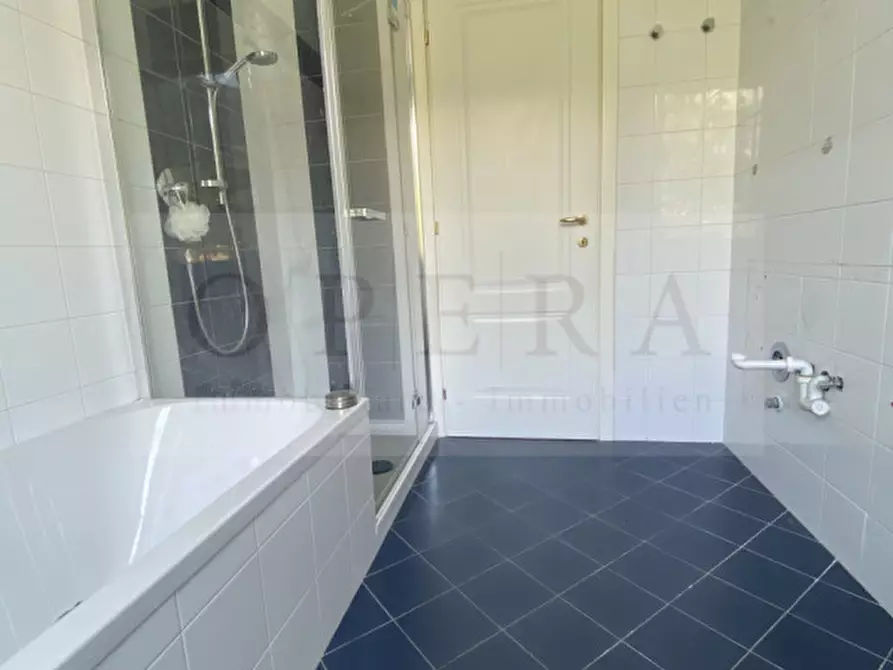 Immagine 7 di Appartamento in vendita  in Piazza Vittoria a Bolzano