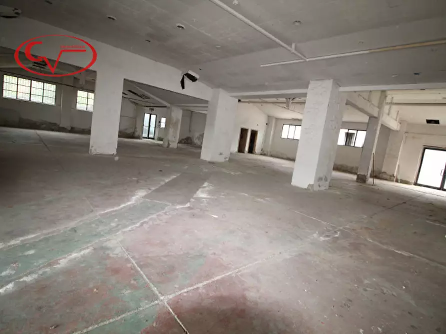 Immagine 4 di Attività commerciale in vendita  in levane a Montevarchi