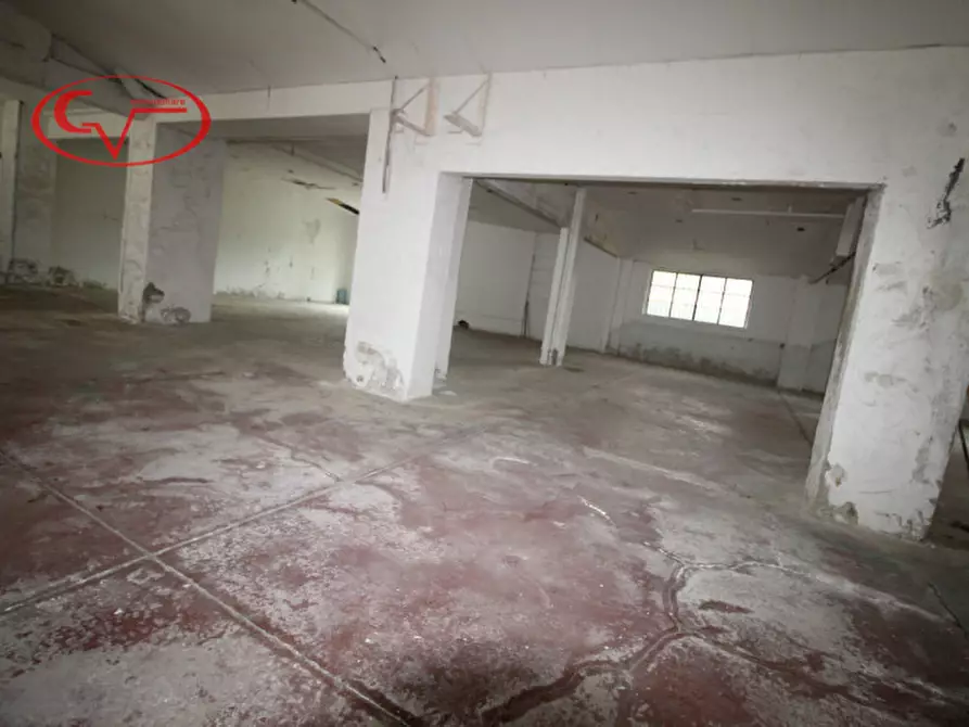 Immagine 8 di Attività commerciale in vendita  in levane a Montevarchi