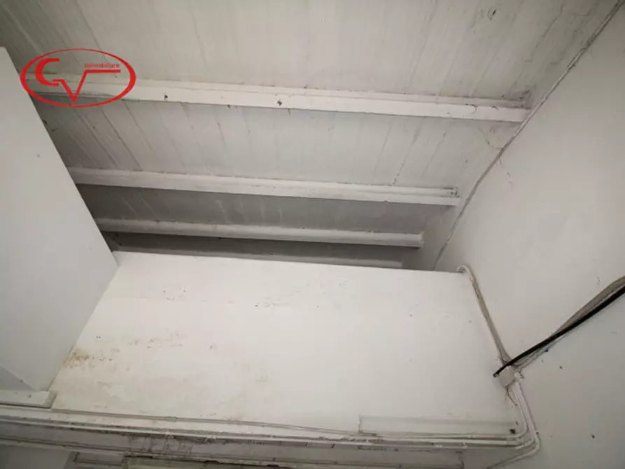 Immagine 11 di Attività commerciale in vendita  in levane a Montevarchi