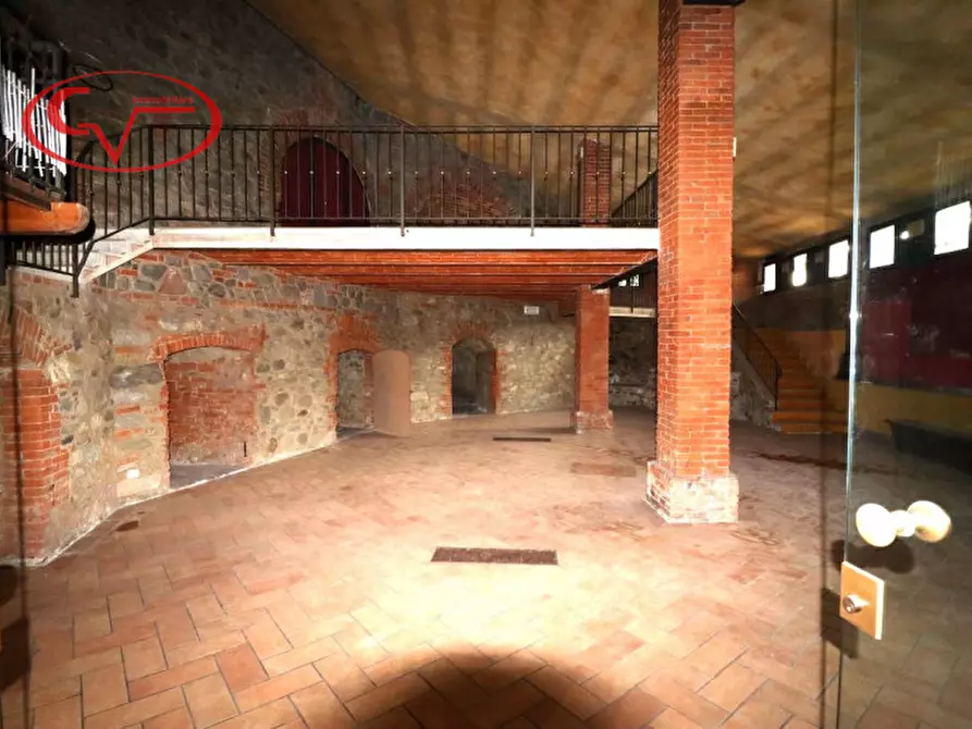 Immagine 4 di Attività commerciale in vendita  in levane a Montevarchi