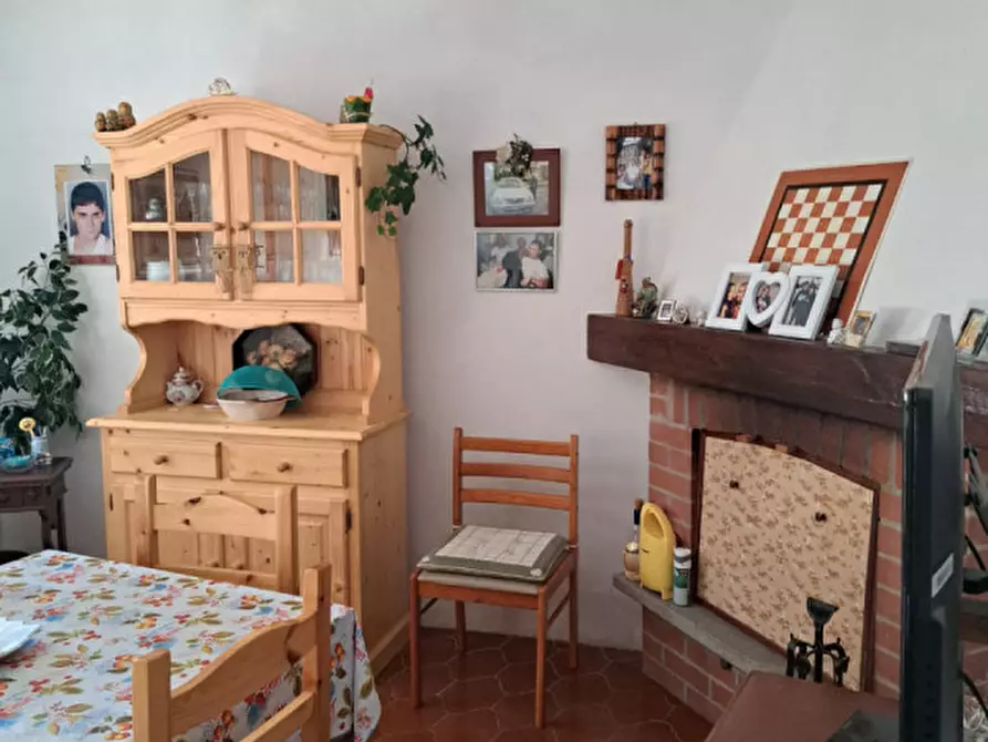 Immagine 2 di Casa indipendente in vendita  in Via Caduti del Monte Caio a Corniglio