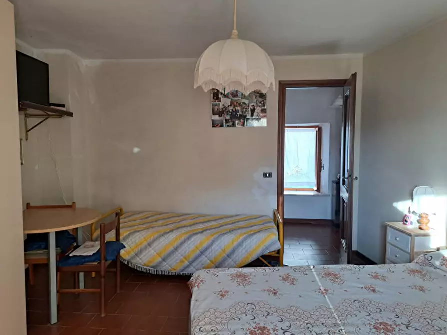 Immagine 10 di Casa indipendente in vendita  in Via Caduti del Monte Caio a Corniglio