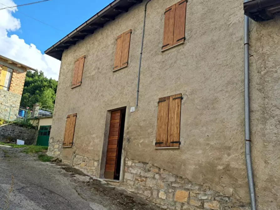 Immagine 17 di Casa indipendente in vendita  in Via Caduti del Monte Caio a Corniglio