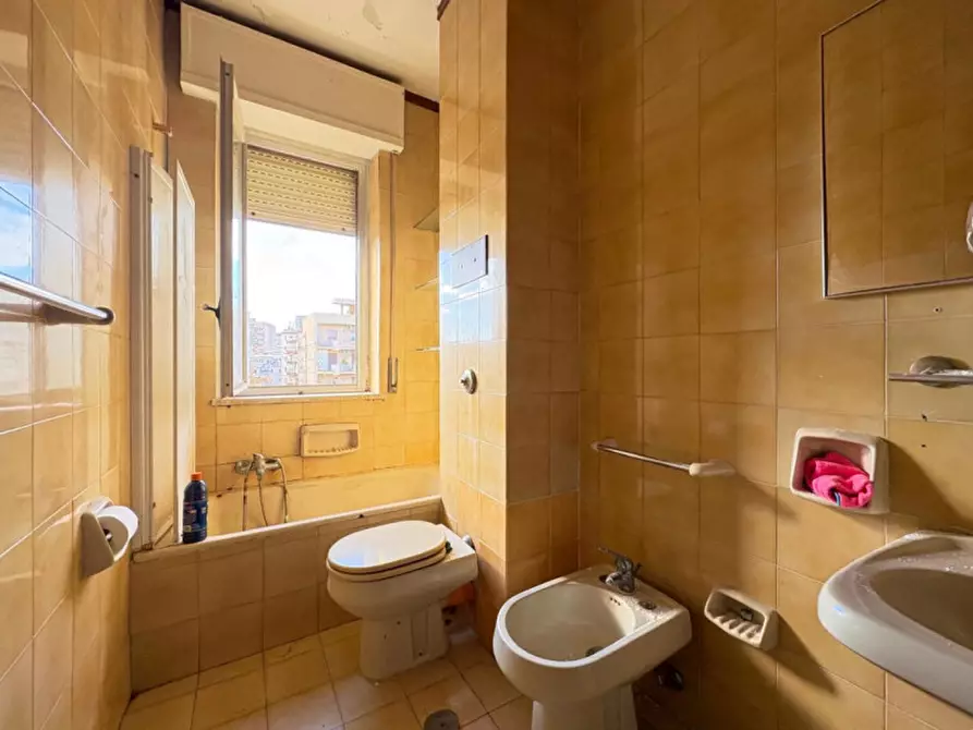 Immagine 11 di Appartamento in vendita  in Largo Friuli 2 a Palermo