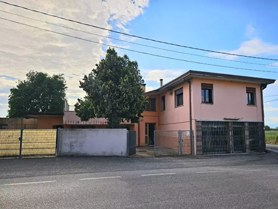 Immagine 1 di Casa indipendente in vendita  in VIA CHIESA DI PONSO a Ponso