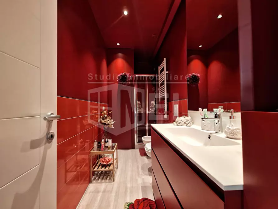 Immagine 15 di Appartamento in vendita  in VIALE DEL TIRRENO a Pisa