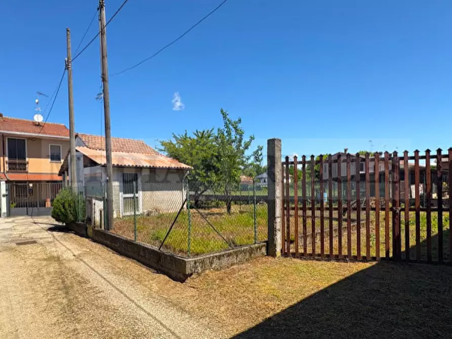 Immagine 1 di Casa indipendente in vendita  in via Piave n° 47 a Dorno