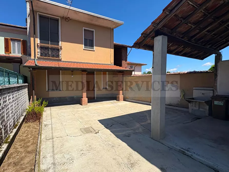 Immagine 2 di Casa indipendente in vendita  in via Piave n° 47 a Dorno