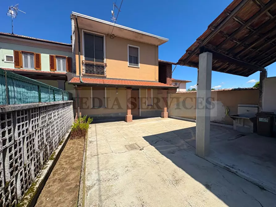 Immagine 15 di Casa indipendente in vendita  in via Piave n° 47 a Dorno