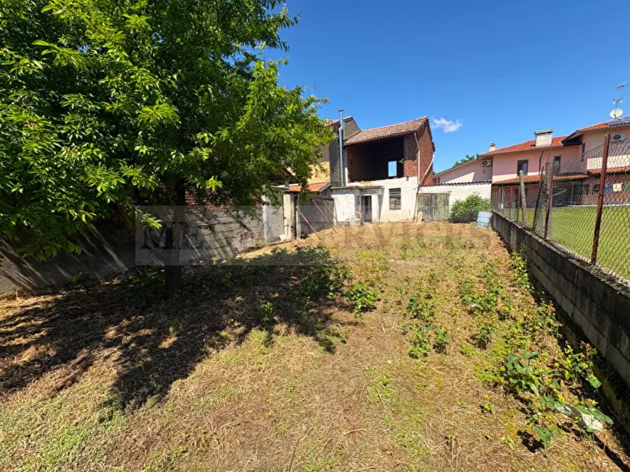 Immagine 17 di Casa indipendente in vendita  in via Piave n° 47 a Dorno
