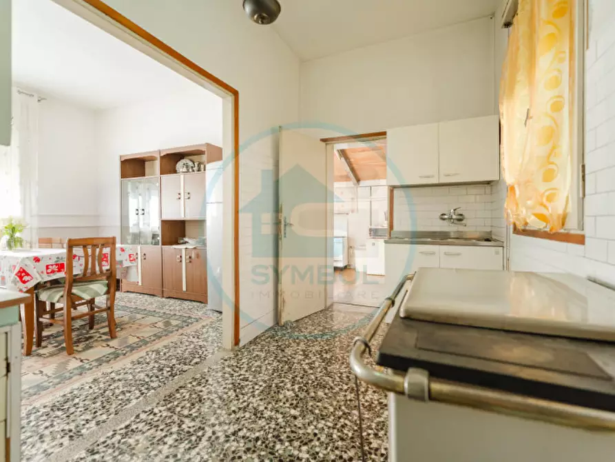 Immagine 5 di Casa indipendente in vendita  in Via Campania a Martellago