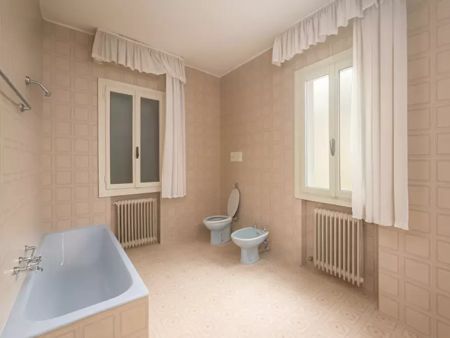 Immagine 12 di Villa in vendita  in Via Pietro Paleocapa a Treviso