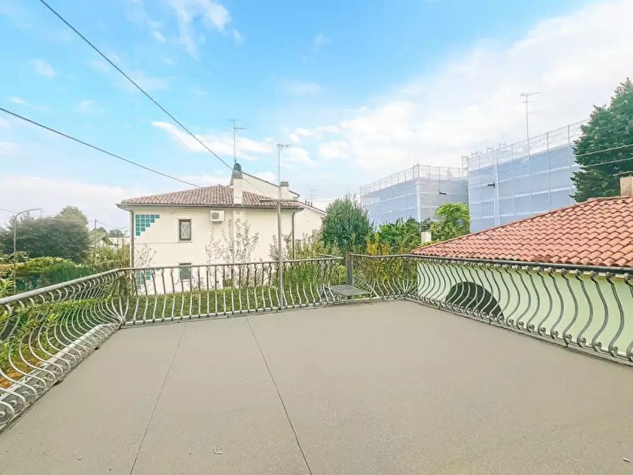 Immagine 14 di Villa in vendita  in Via Pietro Paleocapa a Treviso