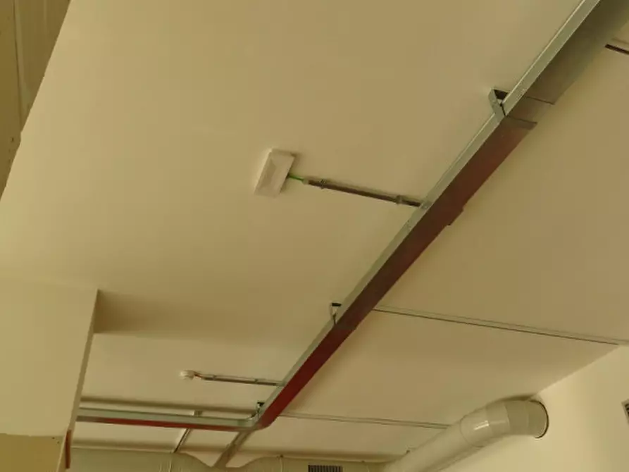 Immagine 7 di Negozio in vendita  in VIALE VERONA a Vicenza