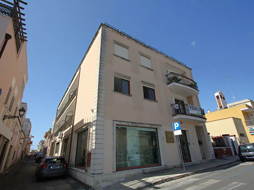 Immagine 10 di Appartamento in vendita  in Via Matino a Casarano