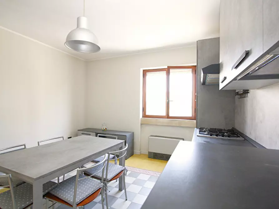 Immagine 15 di Appartamento in vendita  in Via Matino a Casarano